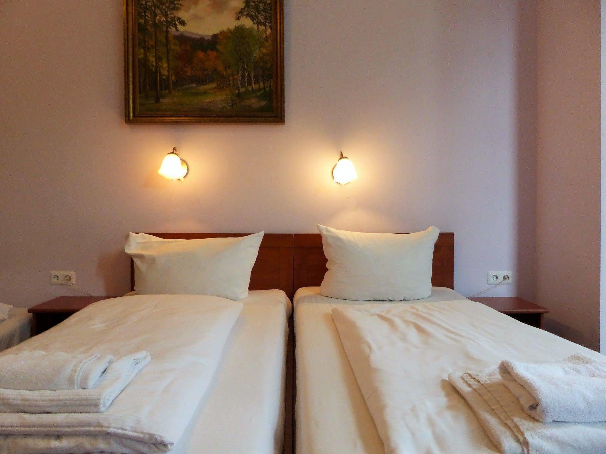 Hotel Eden Am Zoo Berlin Kültér fotó